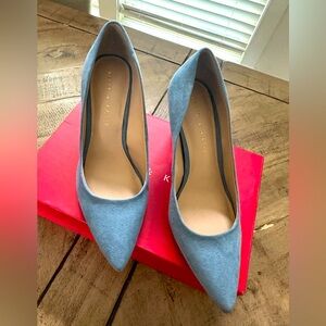 Kelly & Katie, Woman’s Heels 3.5”, Powder Blue, Microsuede, Pumps W/Box, Size 7
